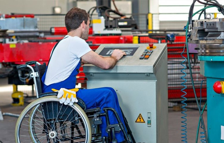 trabajador minusválido